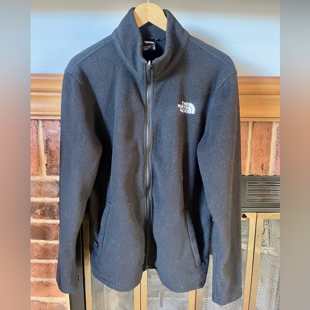 The North Face Men's Dark Gray Performance Jacket